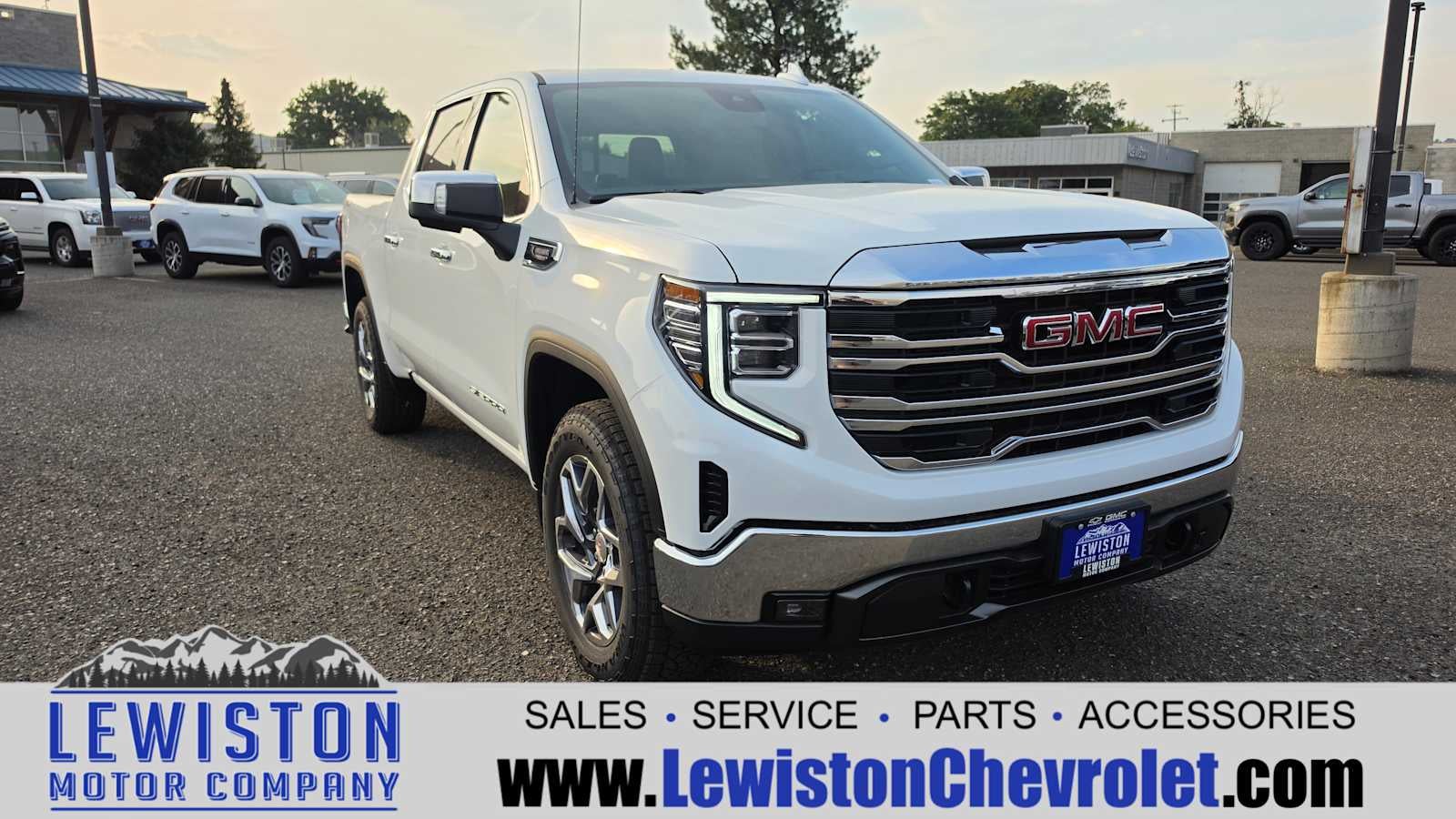 2026 GMC Sierra 1500 SLT