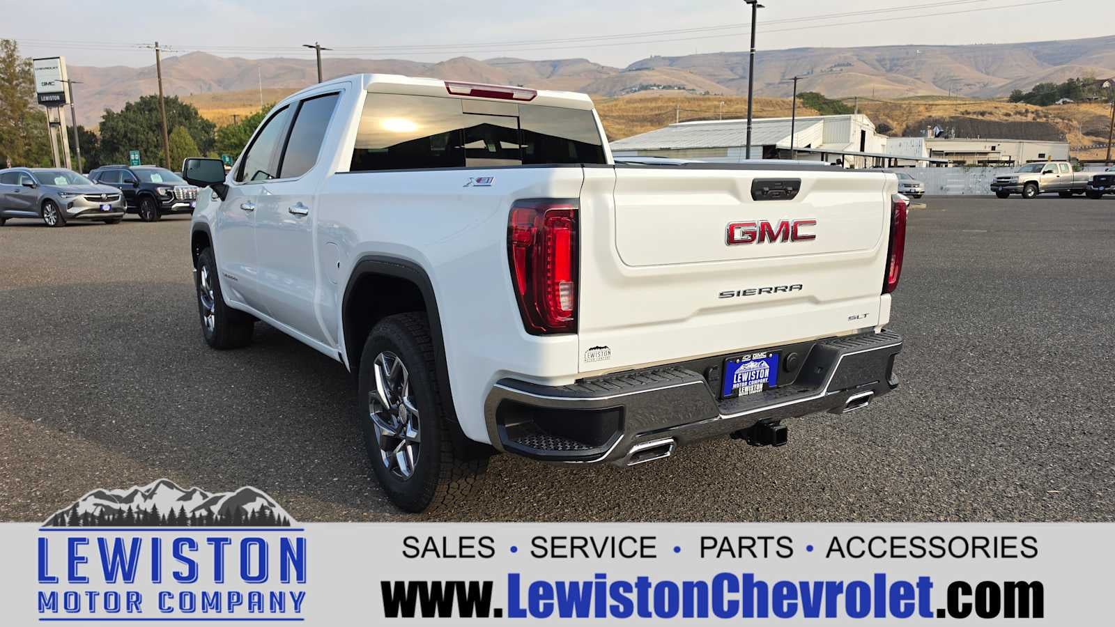 2026 GMC Sierra 1500 SLT