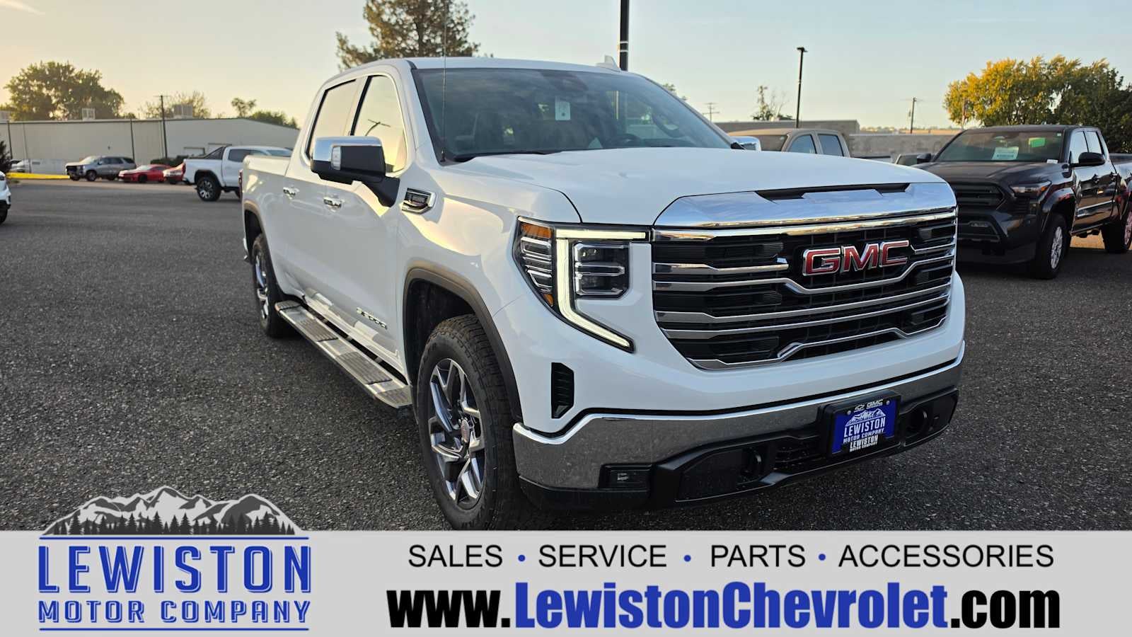2026 GMC Sierra 1500 SLT