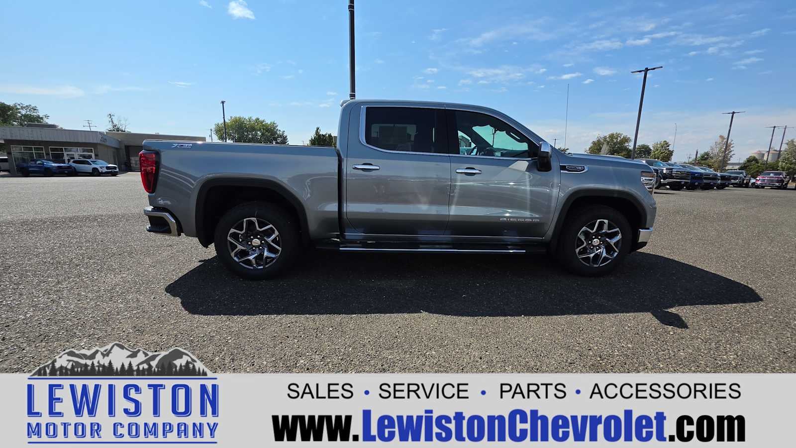 2026 GMC Sierra 1500 SLT