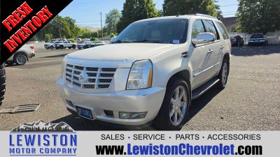 2008 Cadillac Escalade Standard