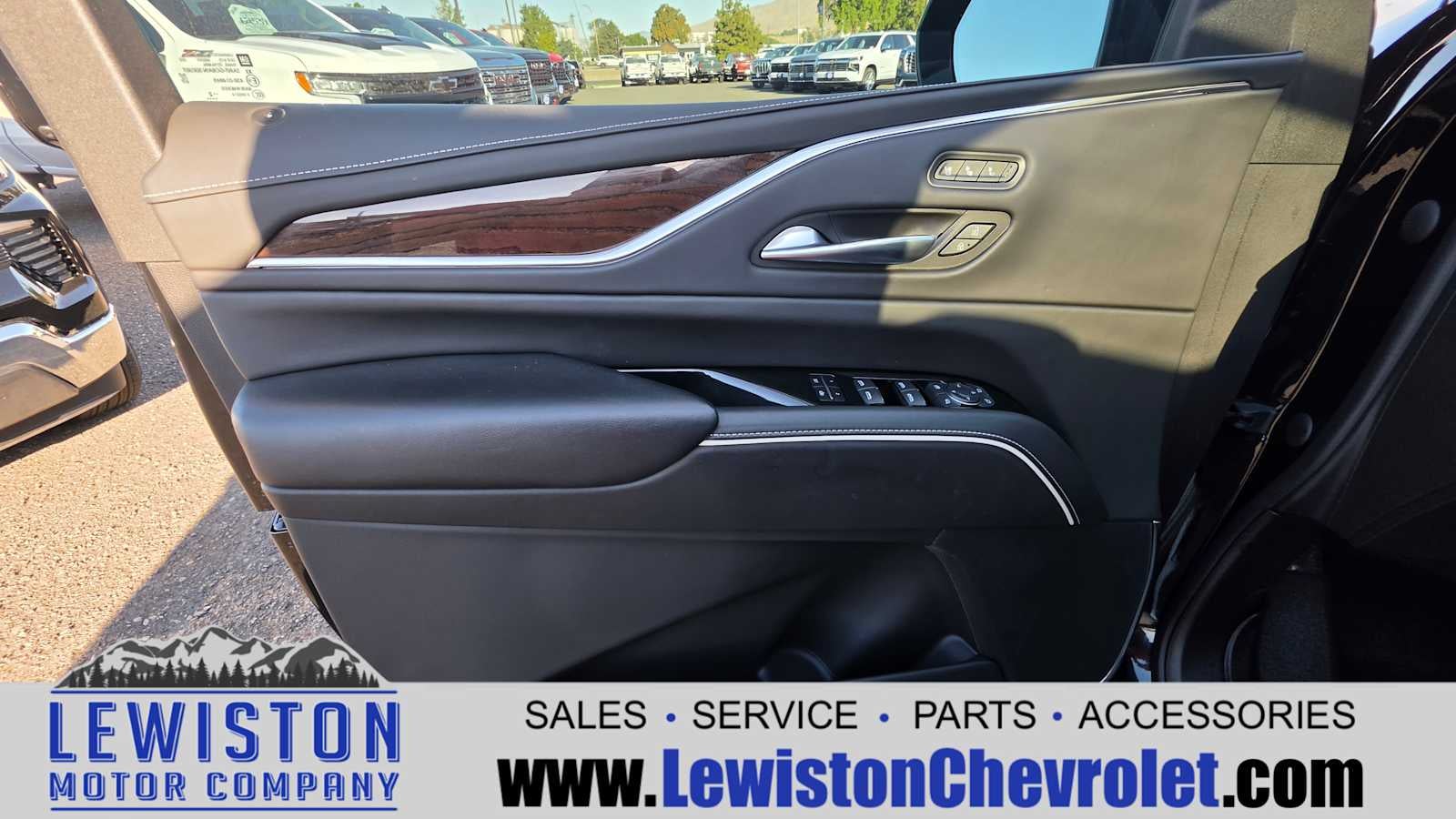 2022 Cadillac Escalade Sport Platinum
