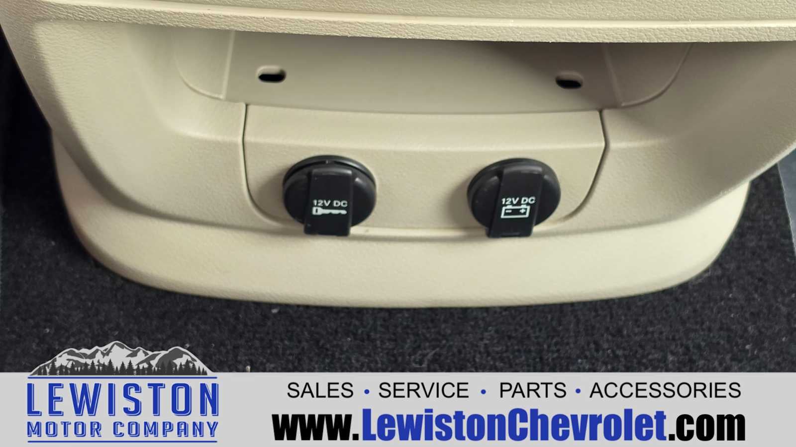 2011 Chrysler Town & Country Touring-L
