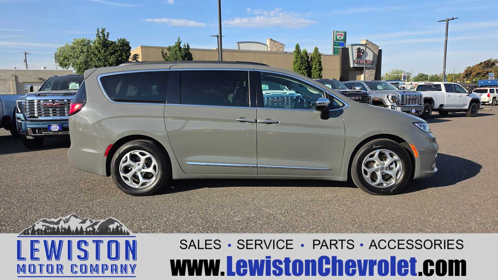 2023 Chrysler Pacifica Limited