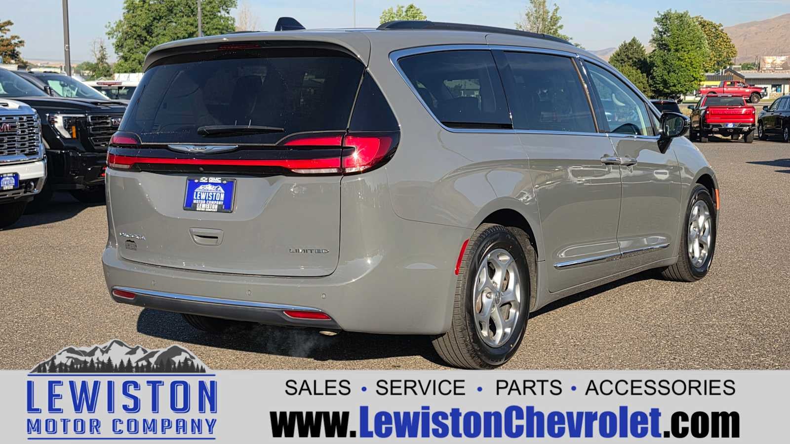 2023 Chrysler Pacifica Limited