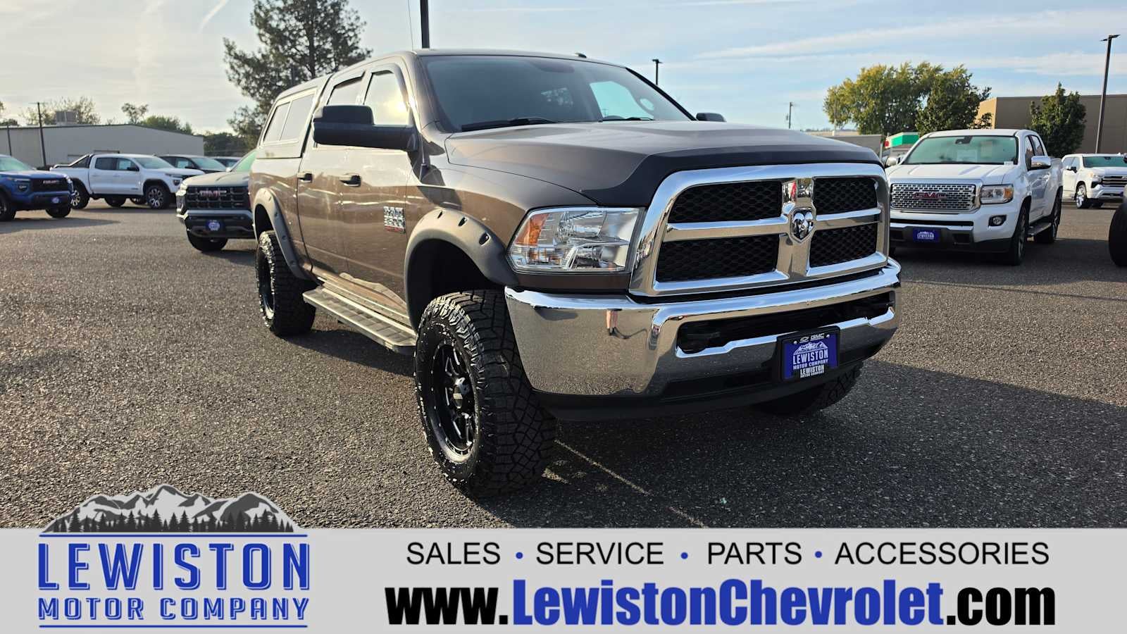 2018 RAM 3500 Tradesman Crew Cab 4x4 6'4" Box