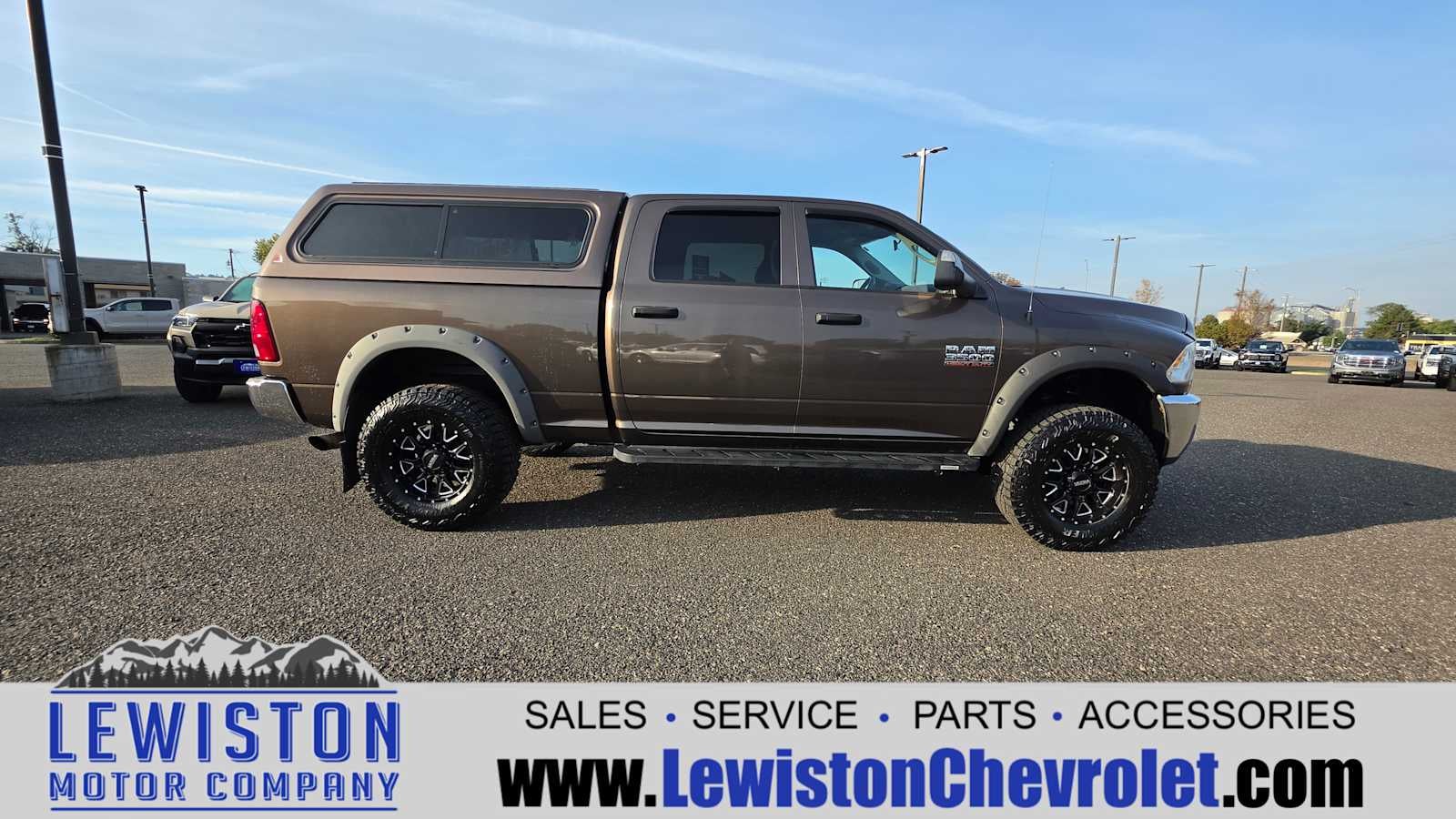 2018 RAM 3500 Tradesman Crew Cab 4x4 6'4" Box