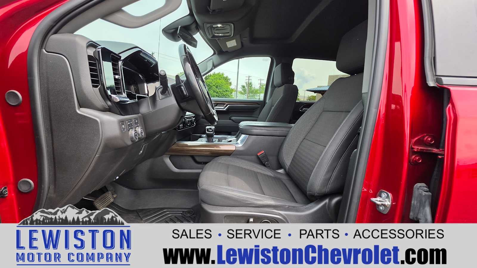 2024 Chevrolet Silverado 1500 LT Trail Boss