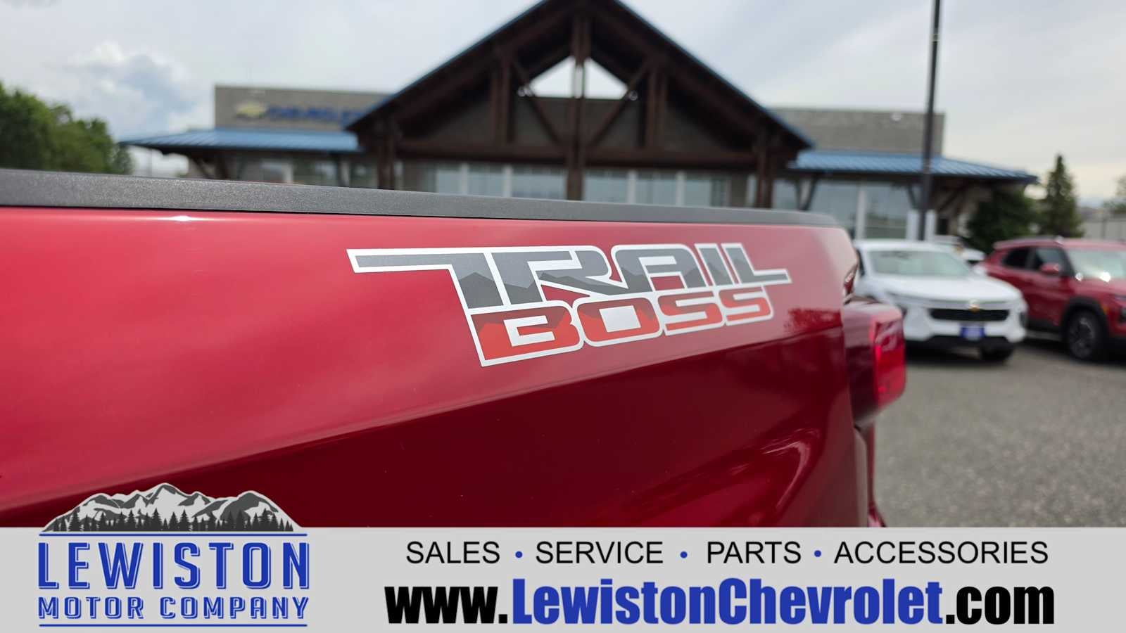 2024 Chevrolet Silverado 1500 LT Trail Boss