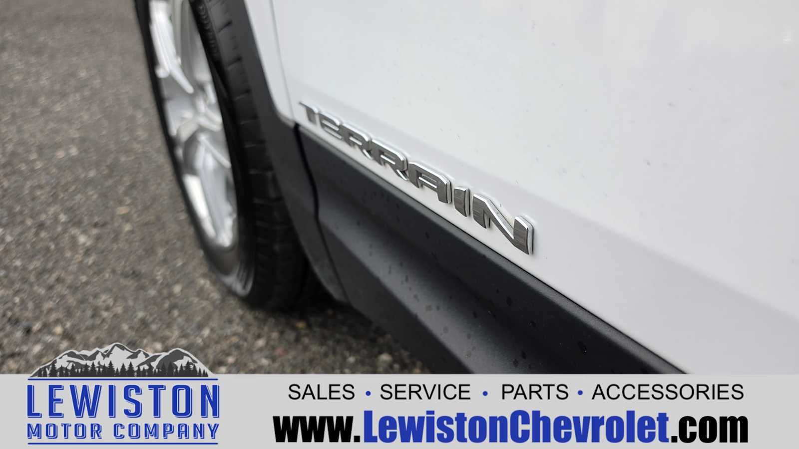 2024 GMC Terrain SLE