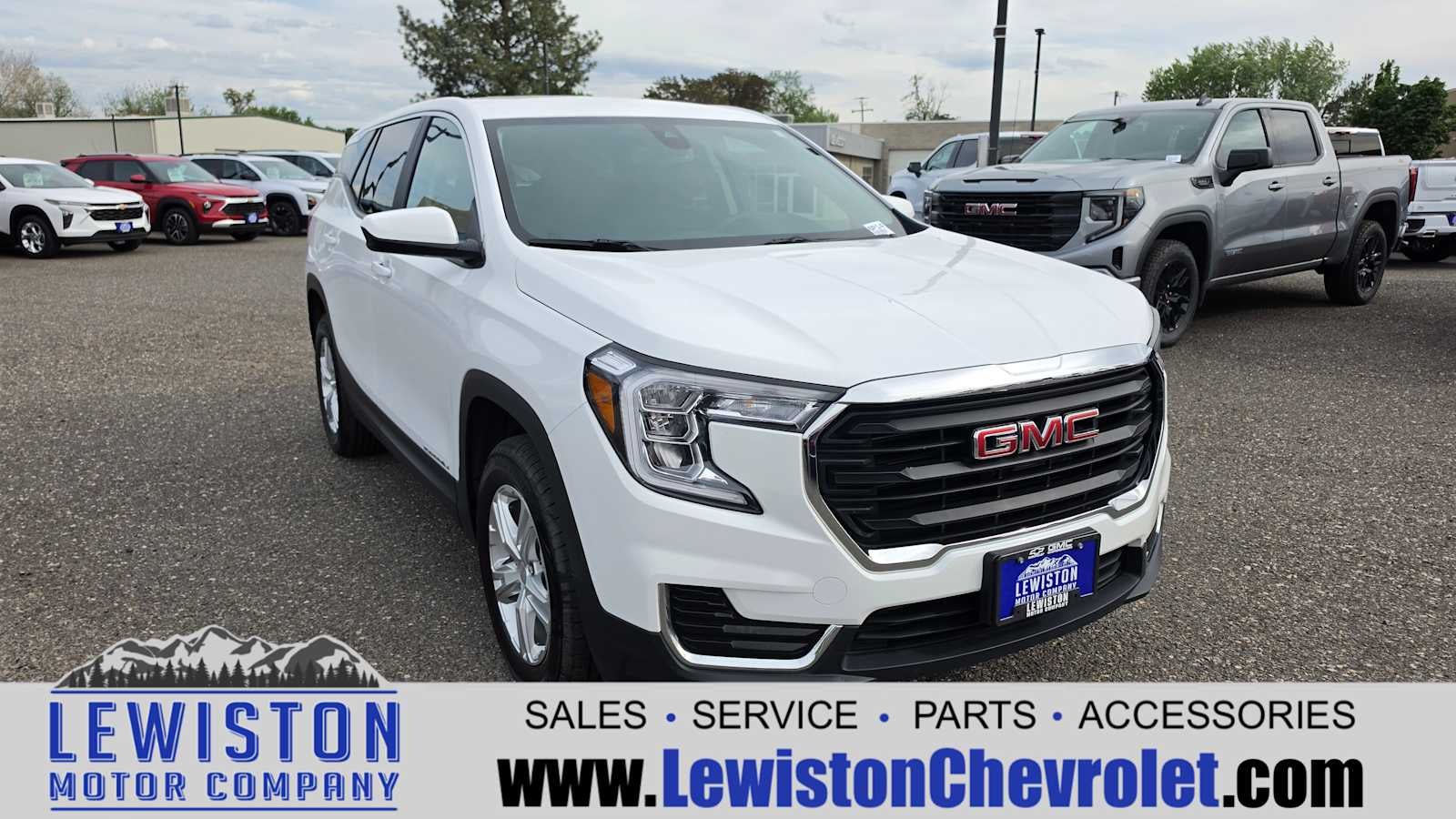 2024 GMC Terrain SLE