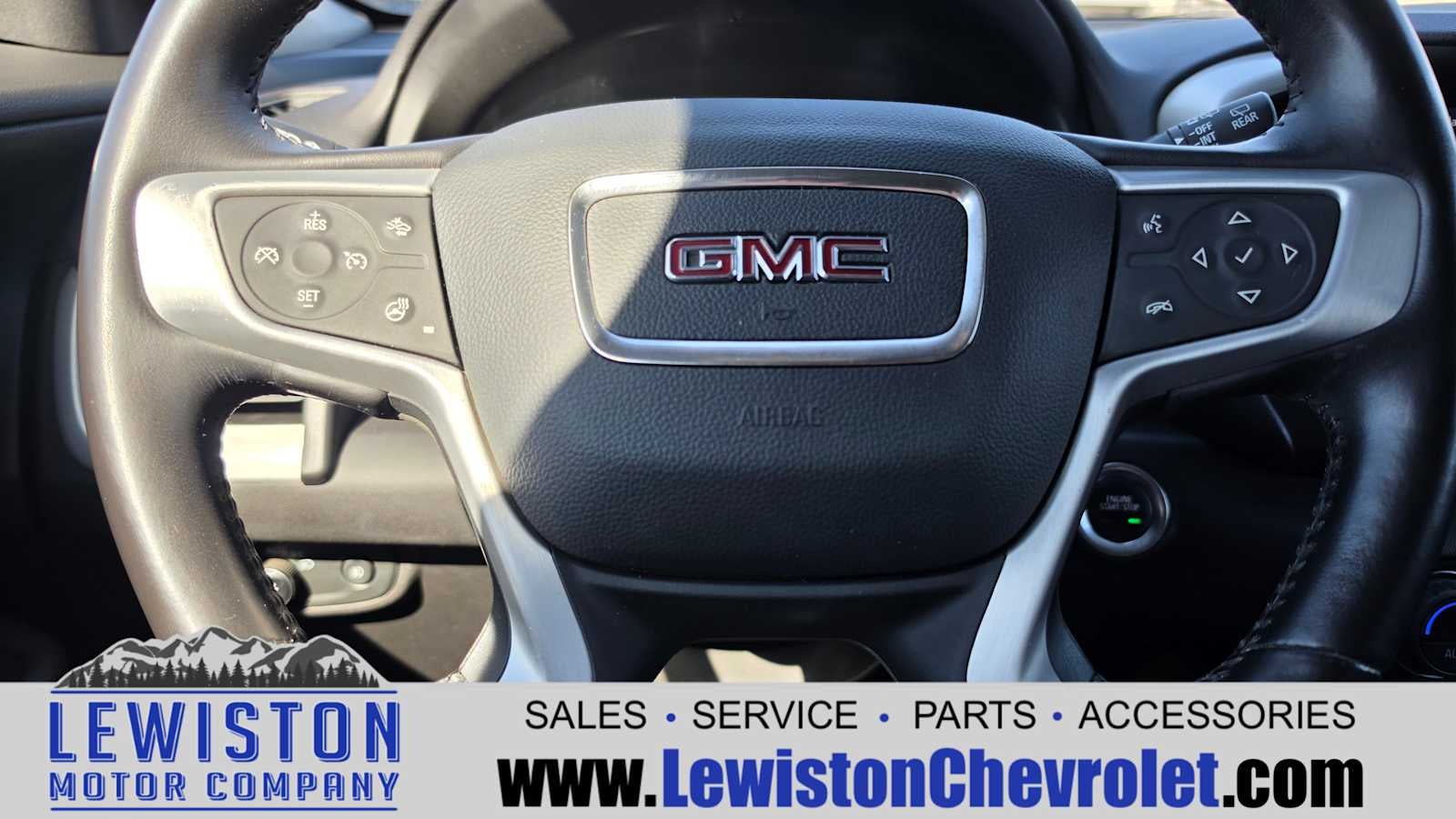 2020 GMC Terrain SLT