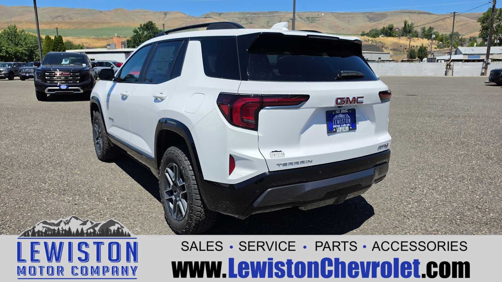 2026 GMC Terrain AT4