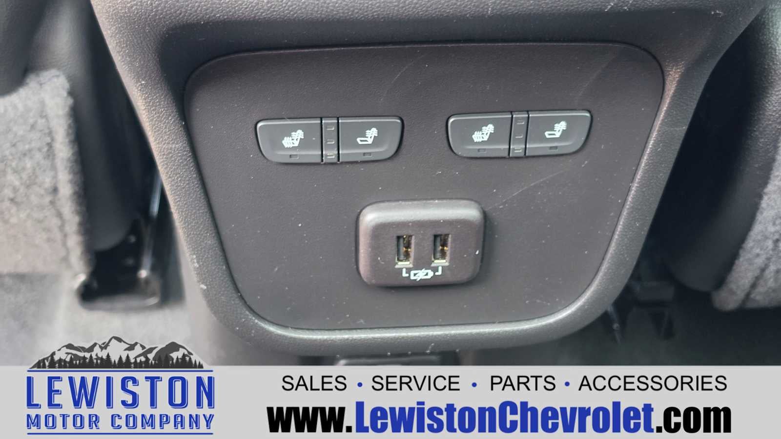 2023 Chevrolet Equinox Premier