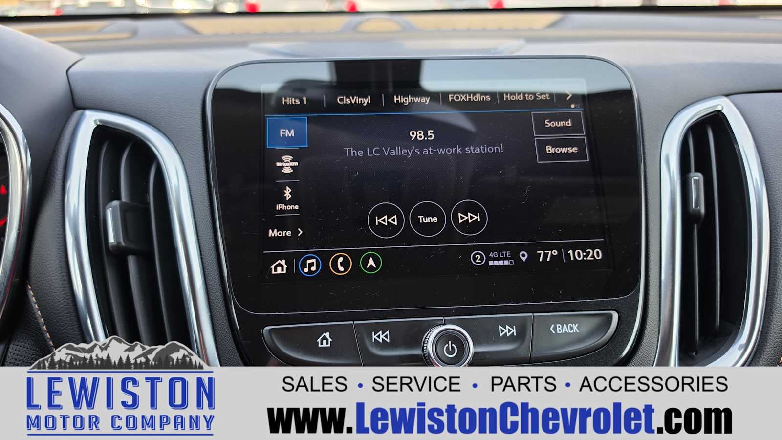 2023 Chevrolet Equinox Premier