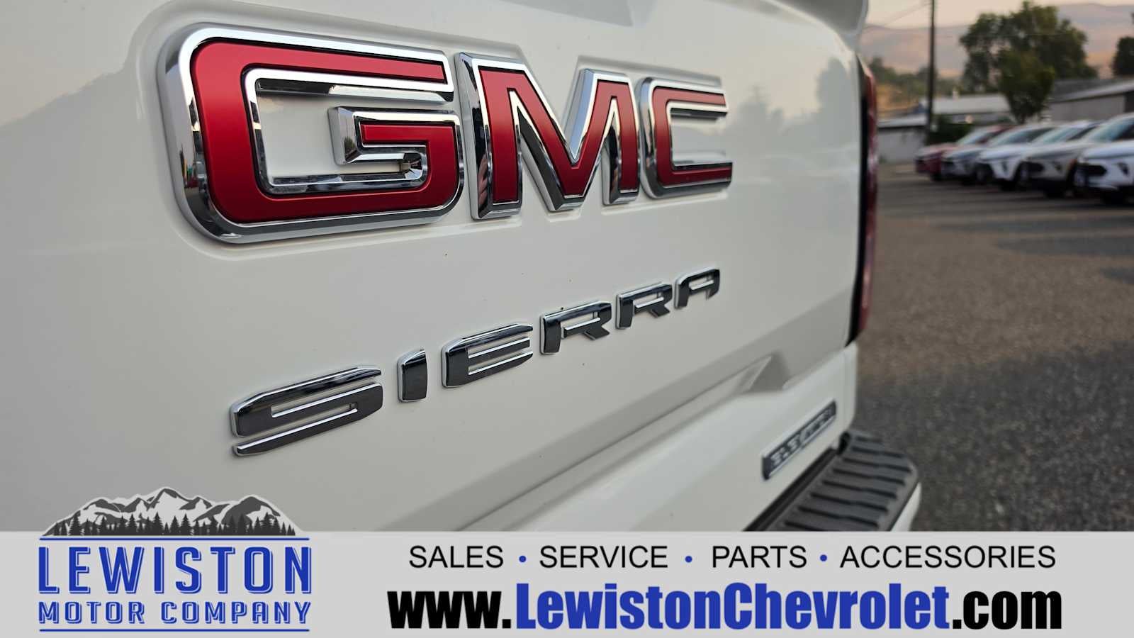 2026 GMC Sierra 1500 Elevation