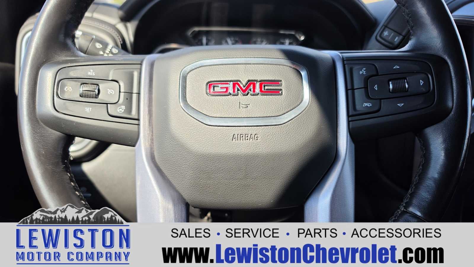 2020 GMC Sierra 1500 SLT