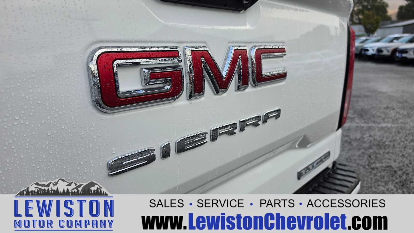 2026 GMC Sierra 1500 Elevation