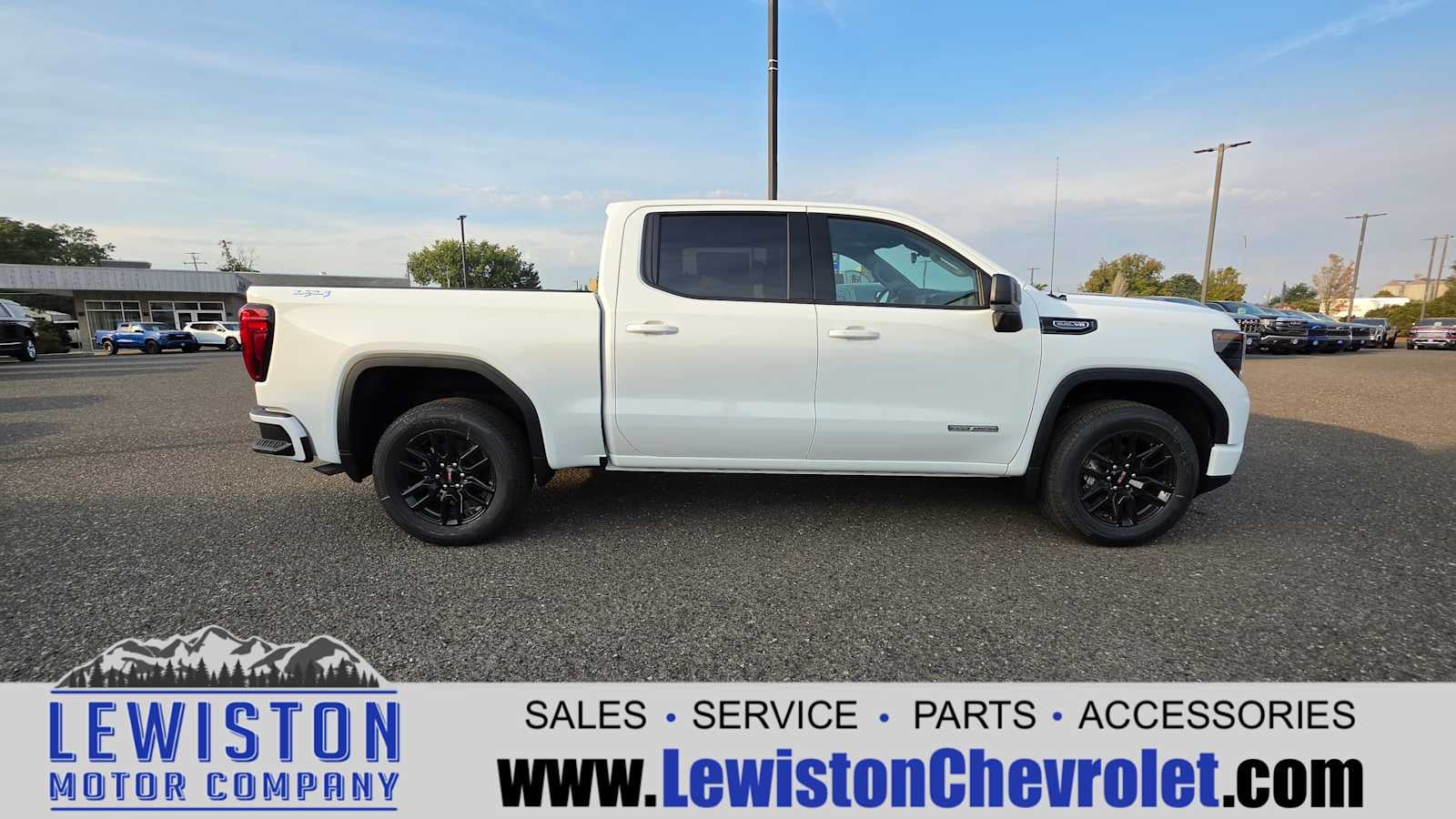 2026 GMC Sierra 1500 Elevation