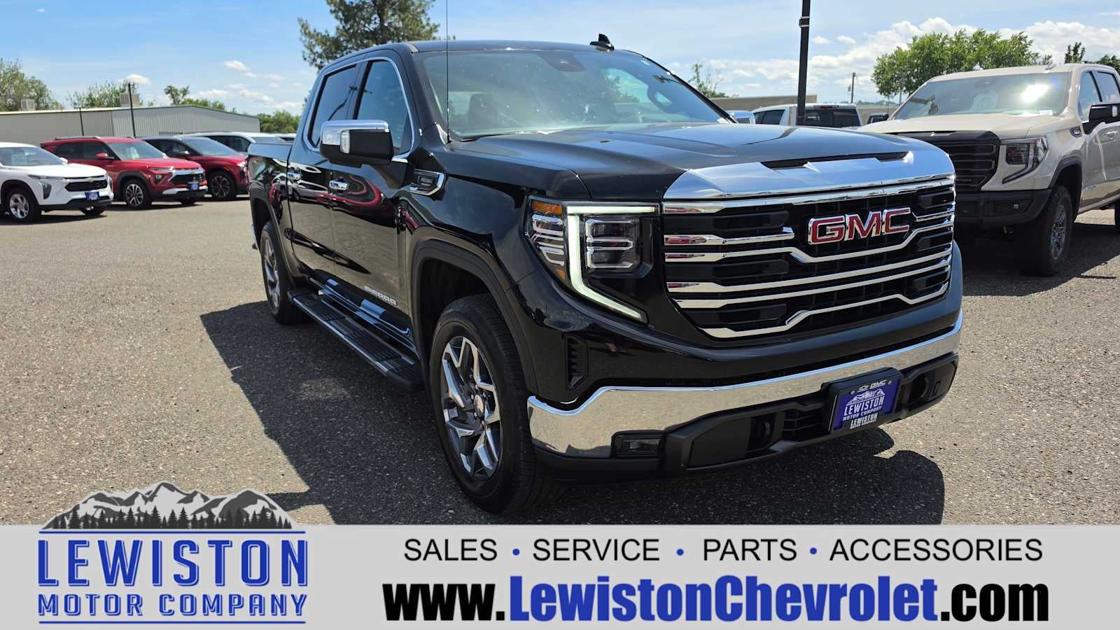 2026 GMC Sierra 1500 SLT