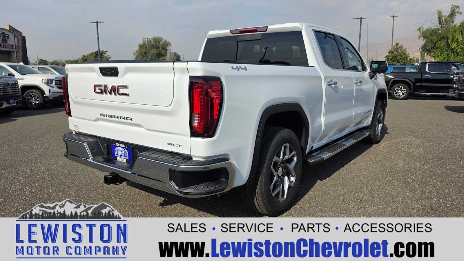 2026 GMC Sierra 1500 SLT