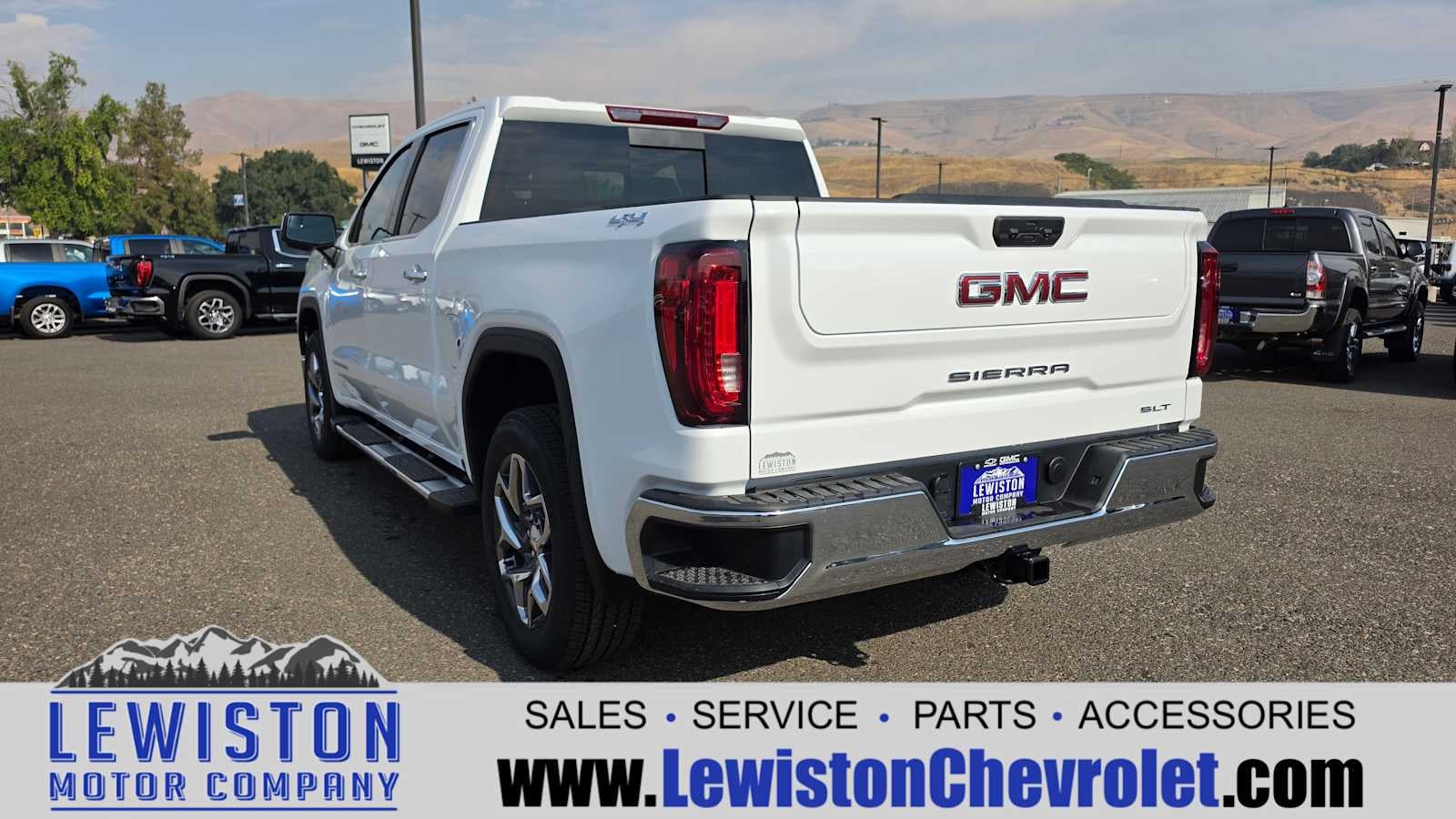 2026 GMC Sierra 1500 SLT