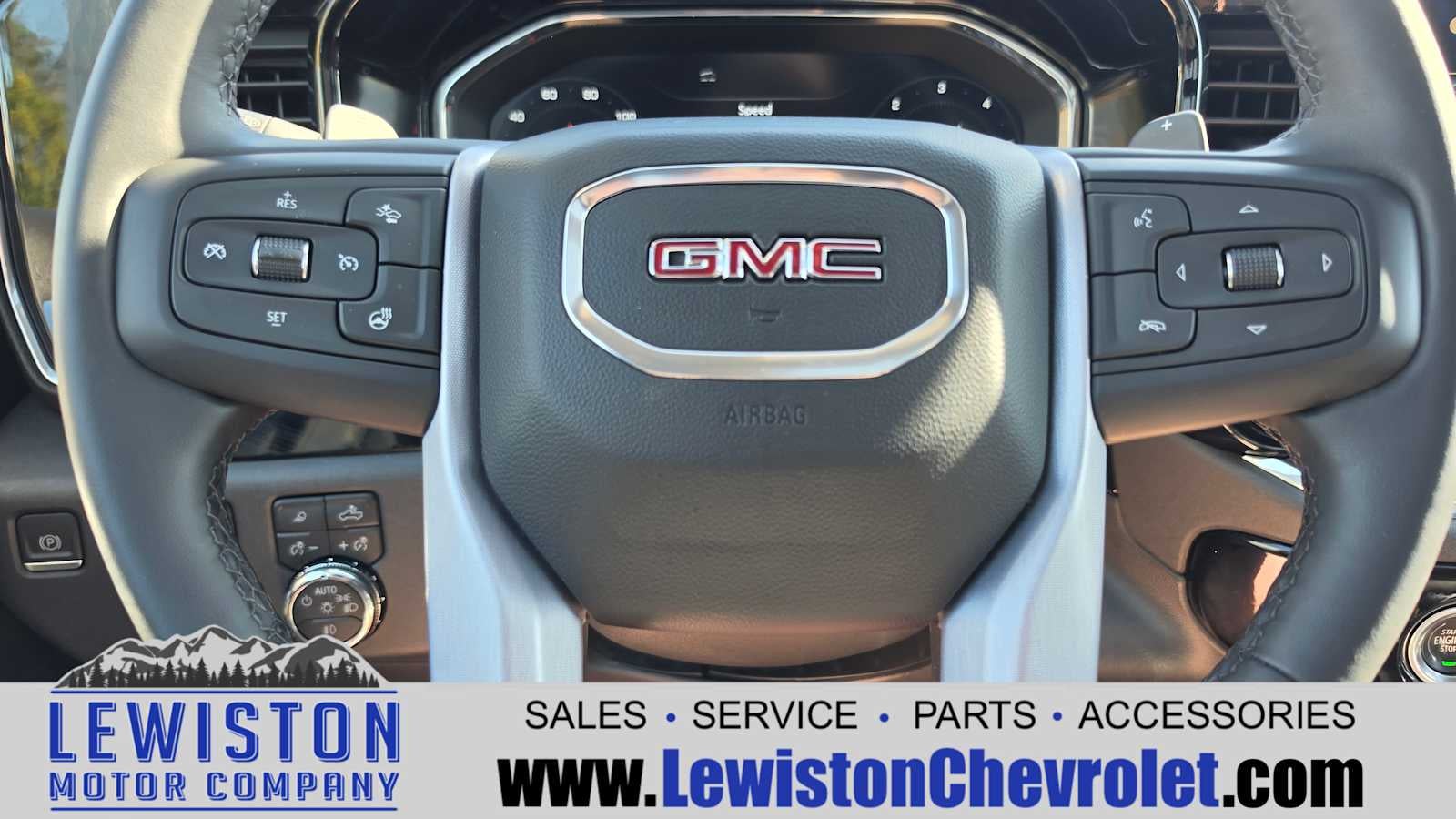 2023 GMC Sierra 1500 SLT