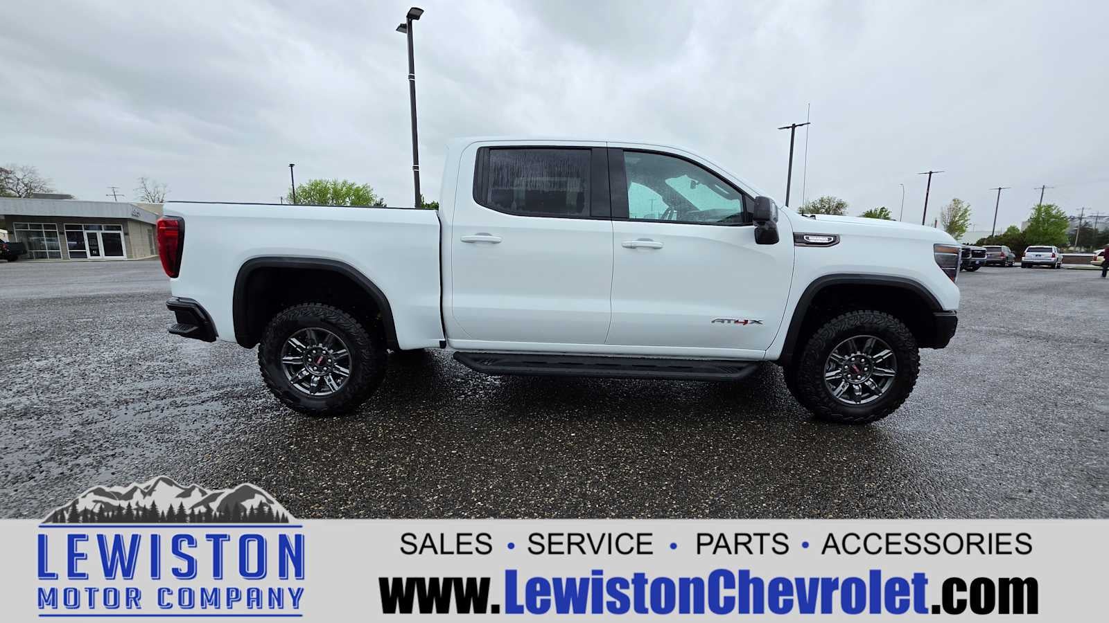 2026 GMC Sierra 1500 AT4X