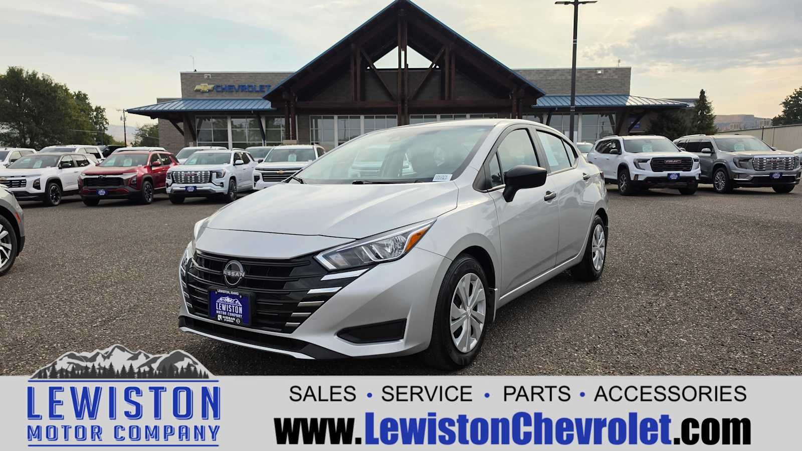 2024 Nissan Versa 1.6 S
