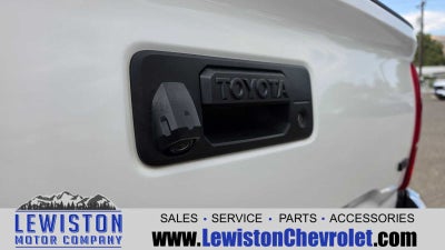 2022 Toyota Tacoma SR5 V6