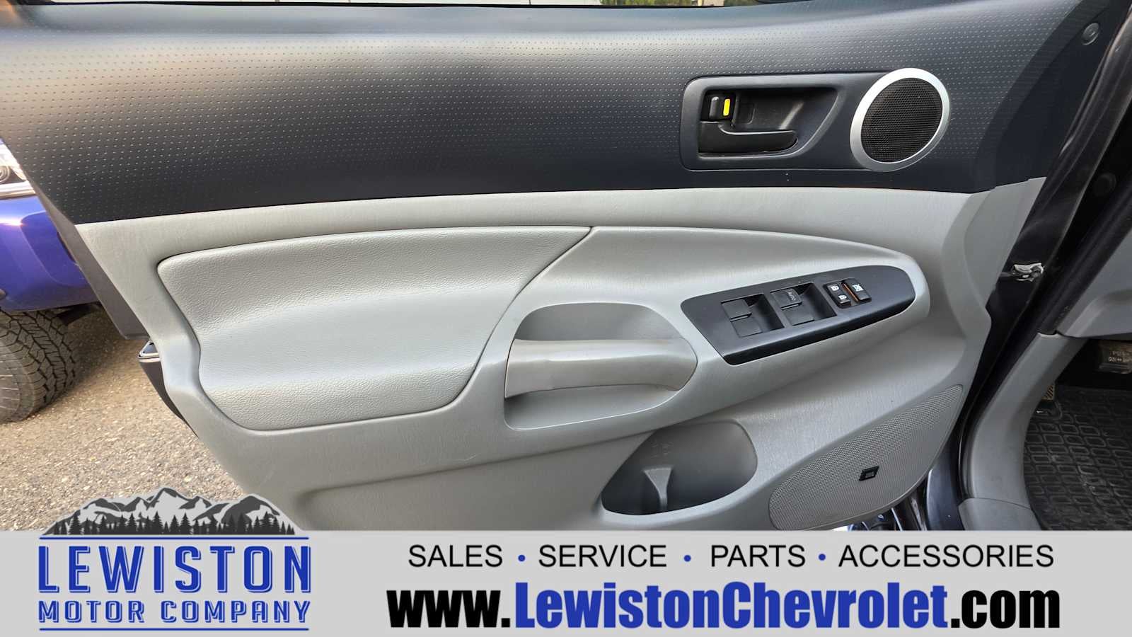 2013 Toyota Tacoma Base V6