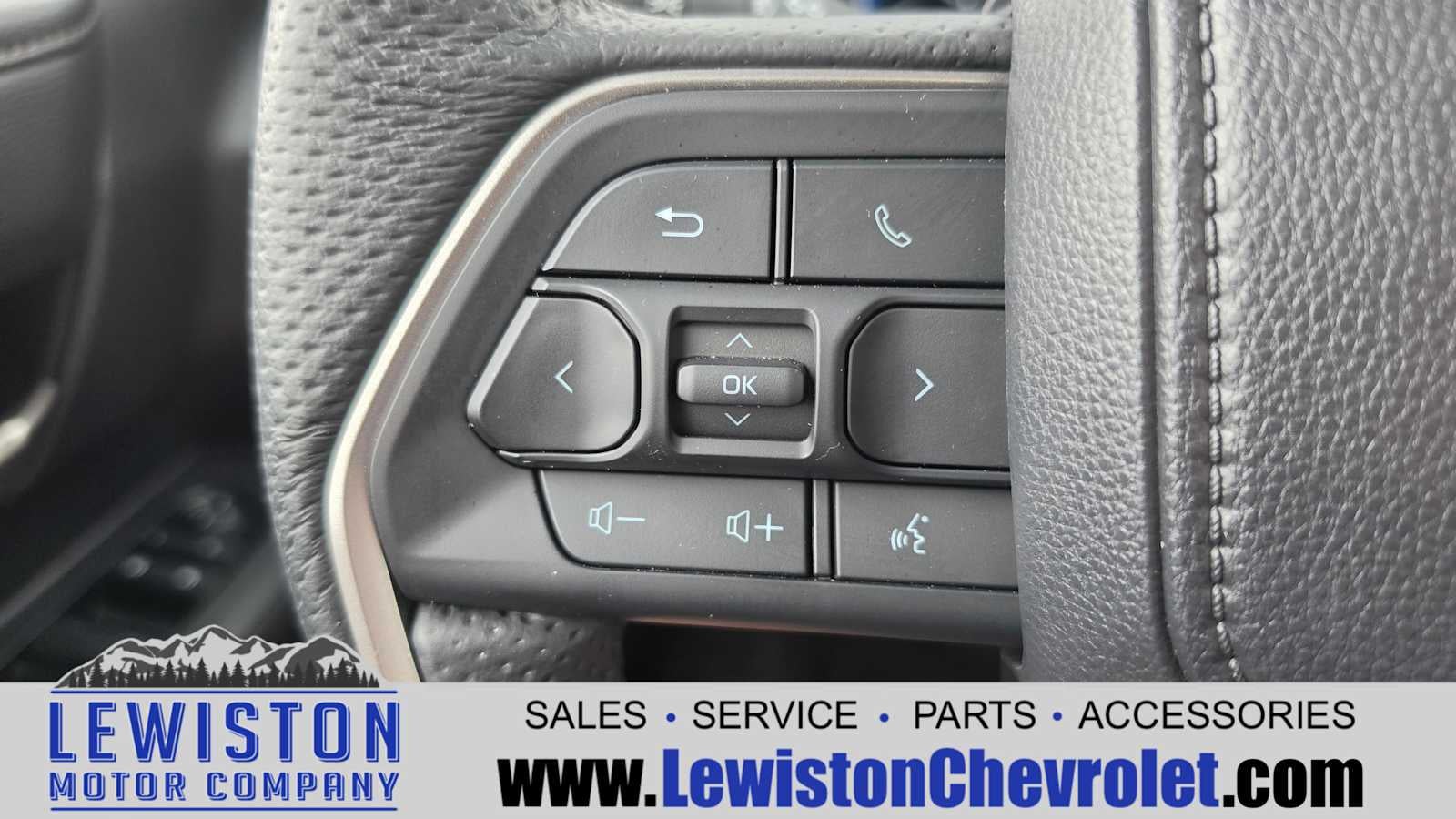 2024 Toyota Tacoma Hybrid Limited 4WD