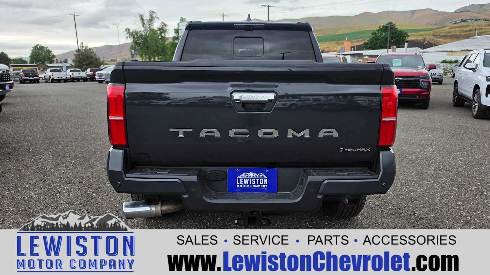 2024 Toyota Tacoma Hybrid Limited 4WD