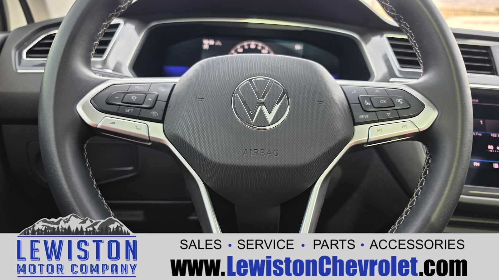 2022 Volkswagen Tiguan 2.0T SE