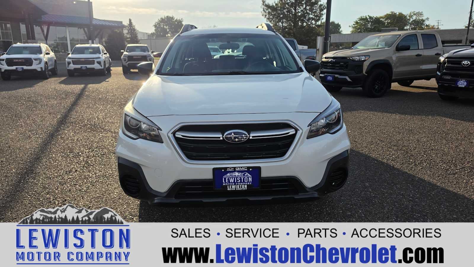 2019 Subaru Outback 2.5i