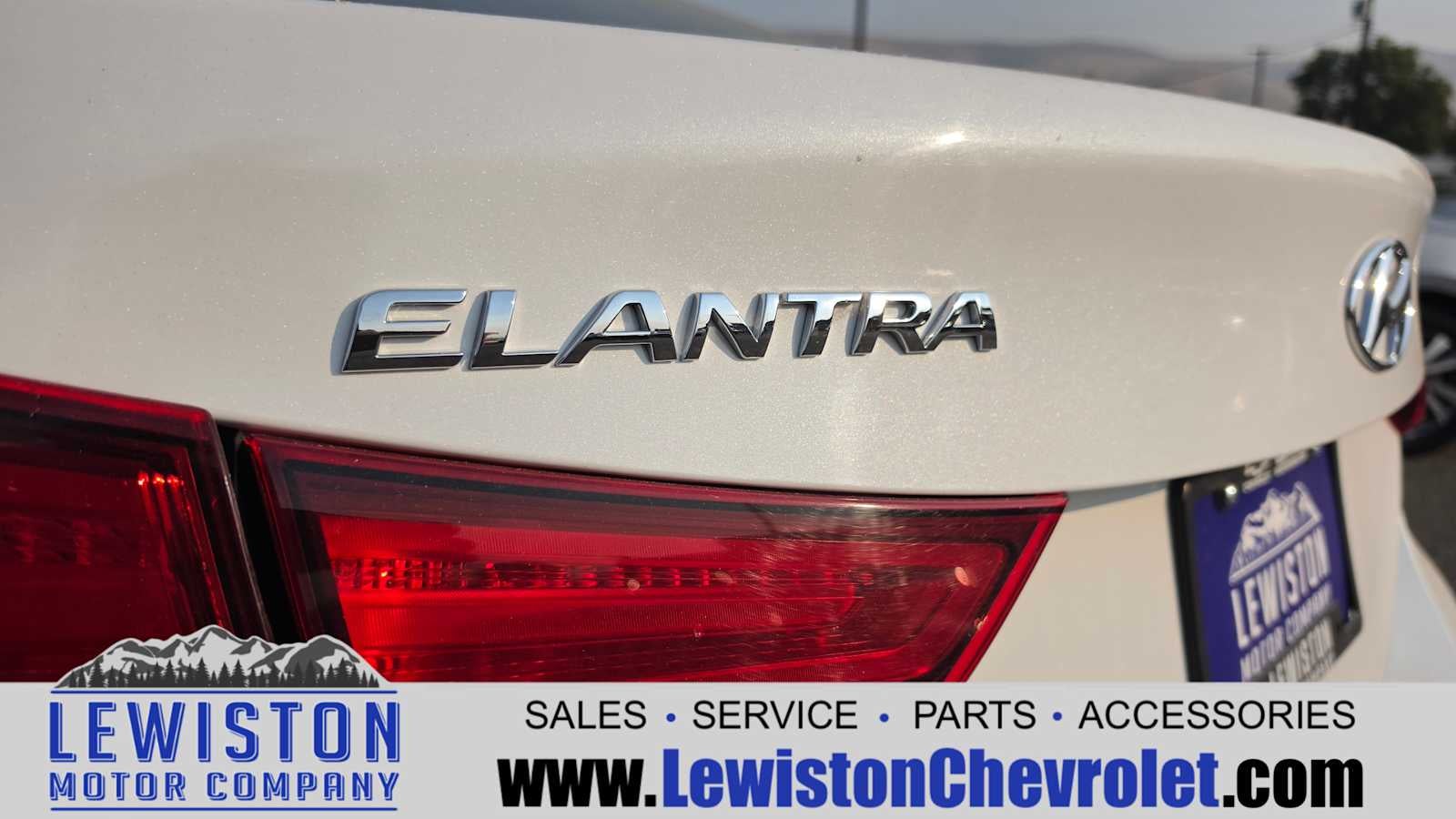 2015 Hyundai Elantra SE