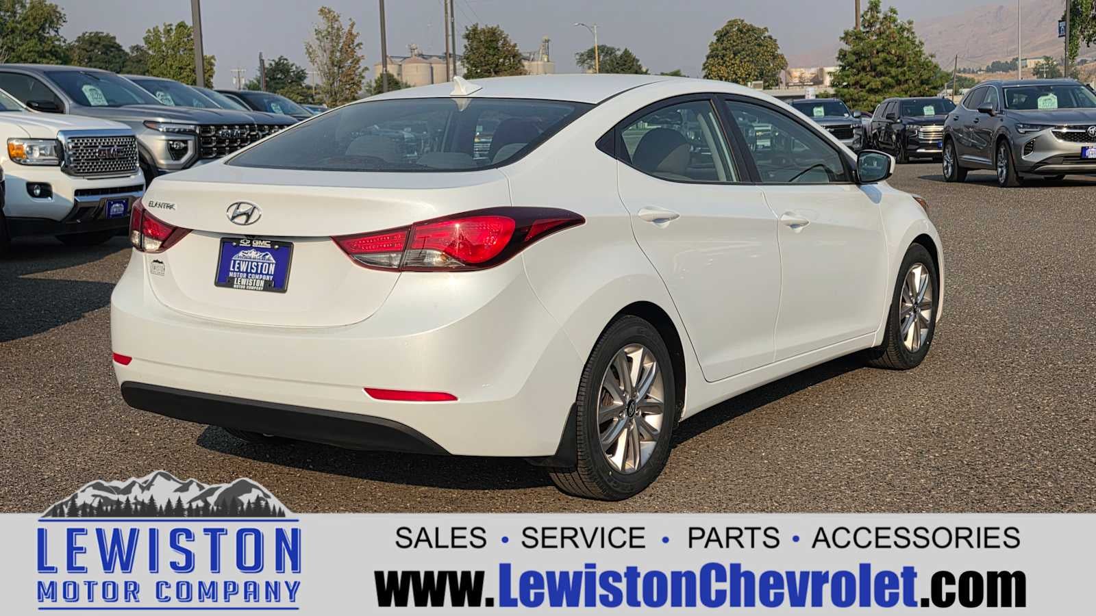 2015 Hyundai Elantra SE