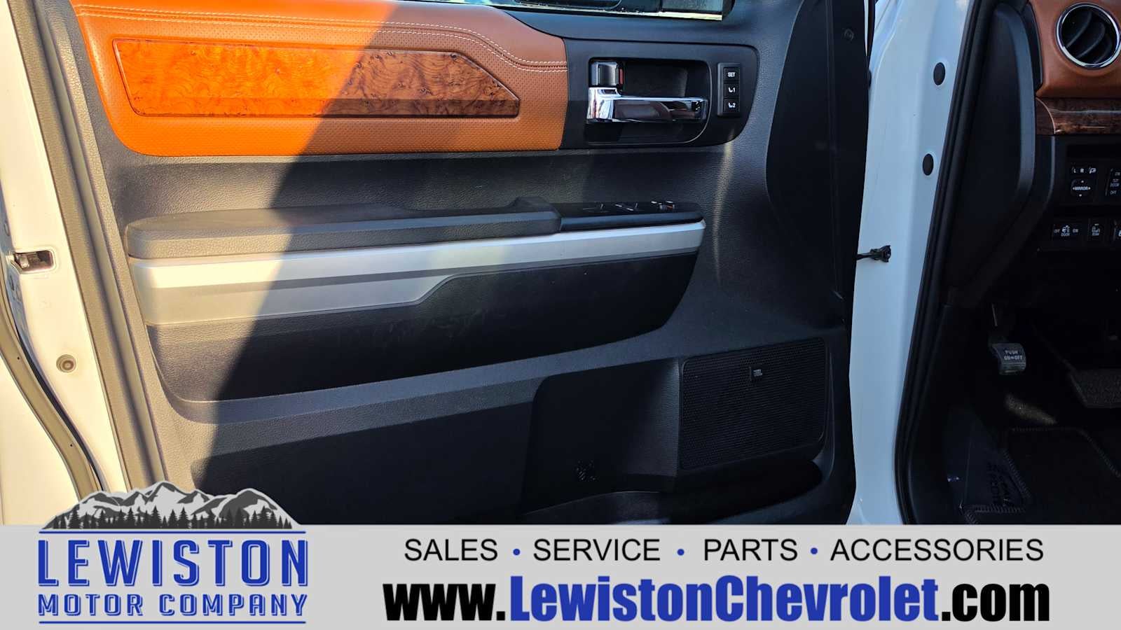 2014 Toyota Tundra 4WD Truck Platinum