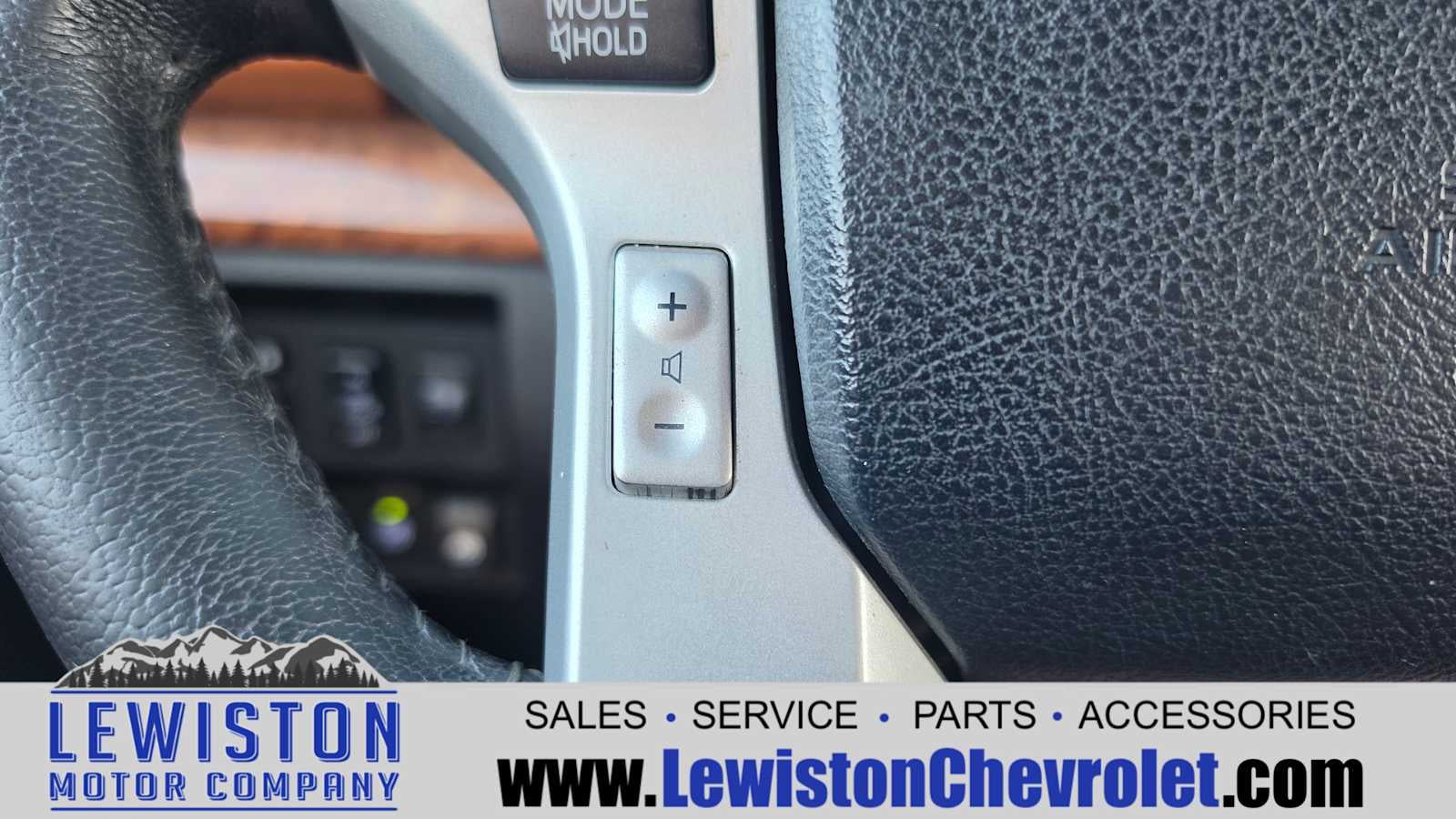 2014 Toyota Tundra 4WD Truck Platinum