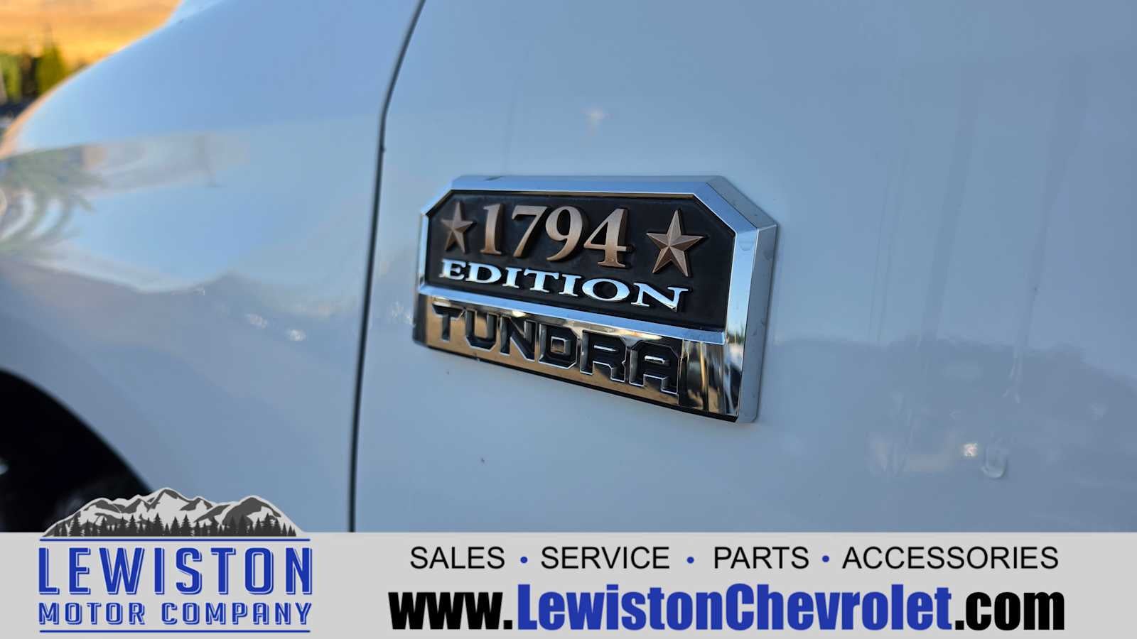 2014 Toyota Tundra 4WD Truck Platinum