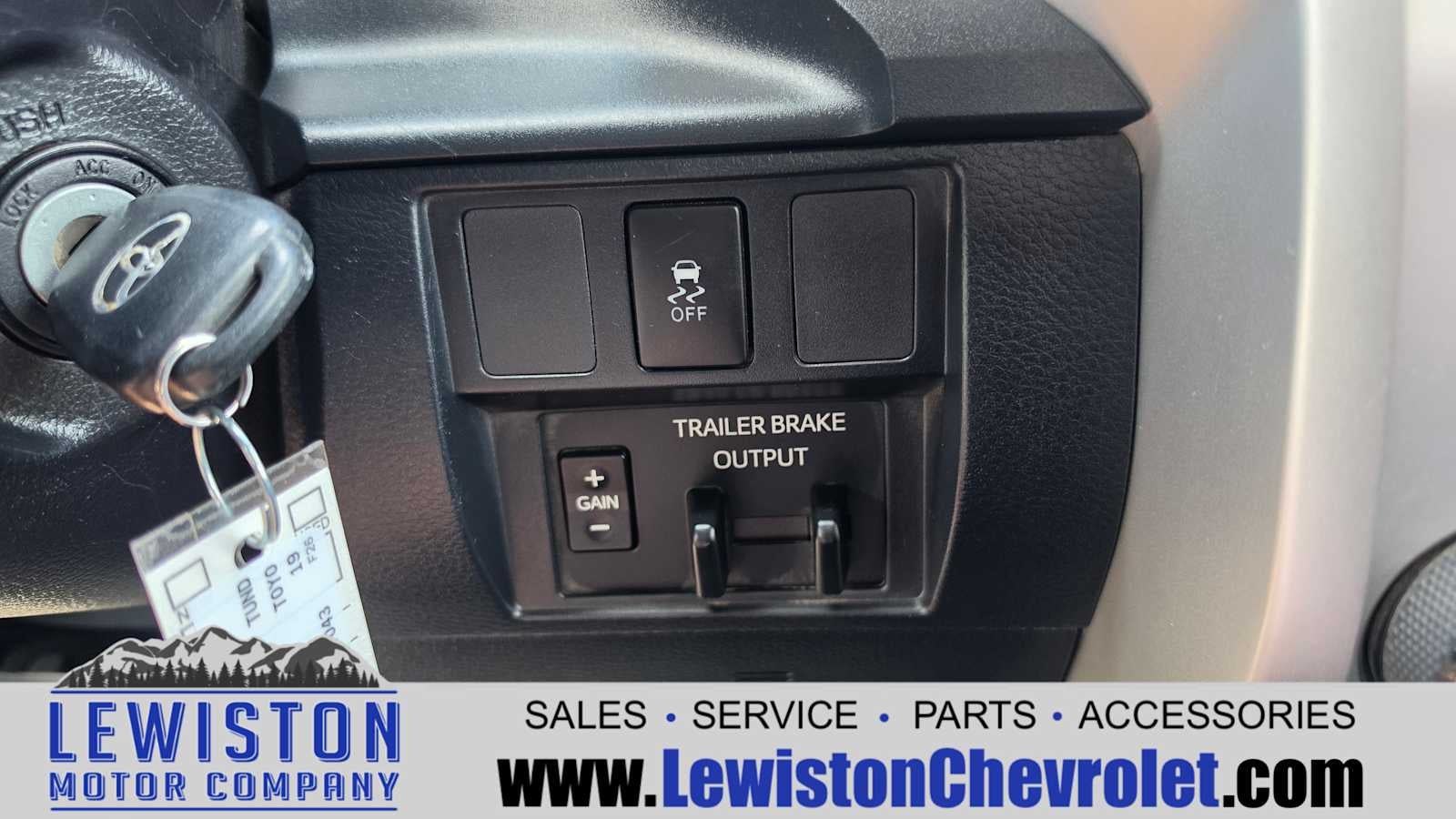 2019 Toyota Tundra SR5 5.7L V8