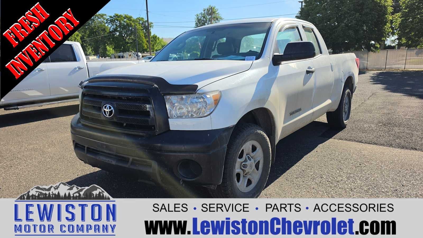 2013 Toyota Tundra 4WD Truck GRADE
