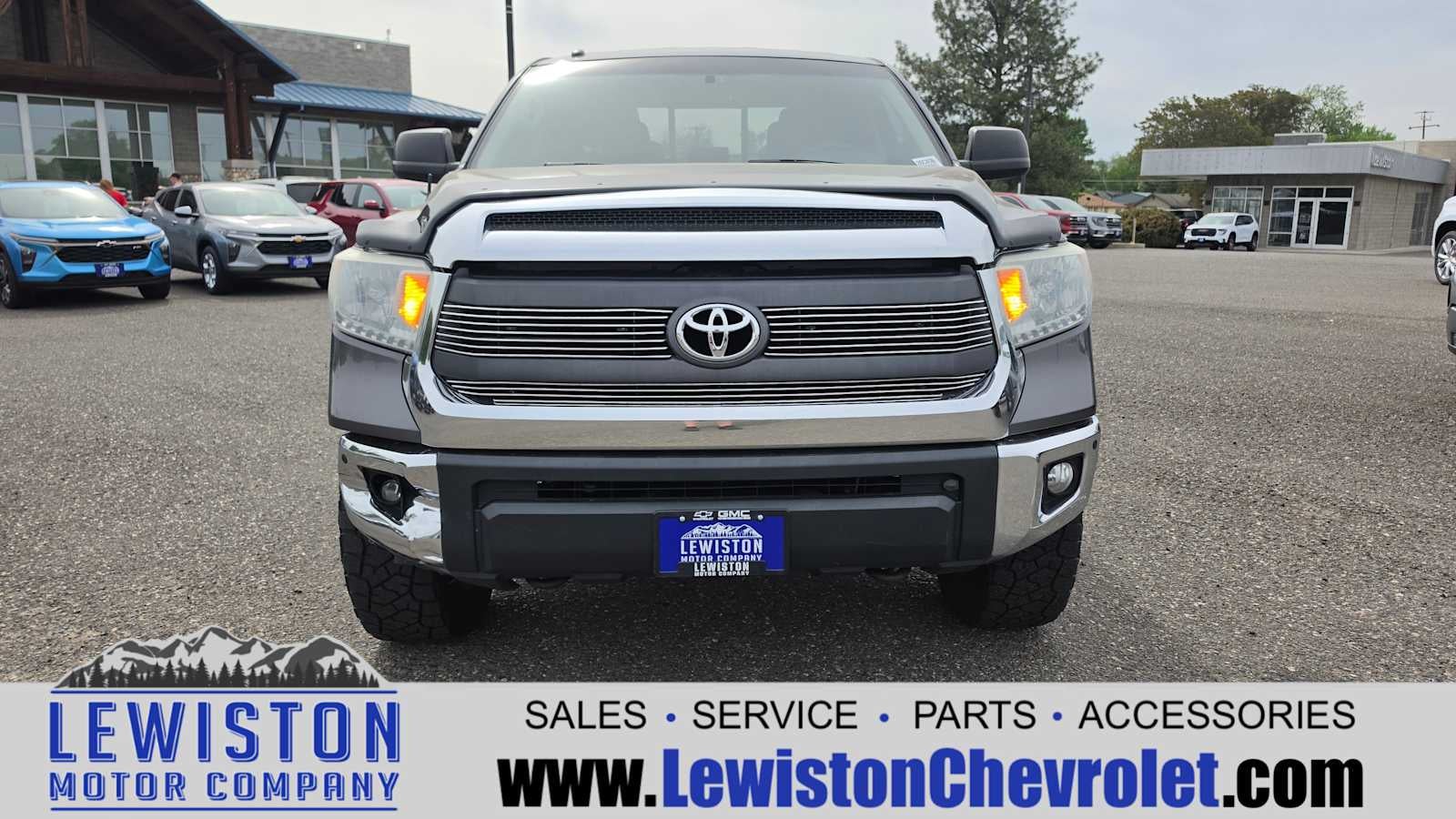 2014 Toyota Tundra SR5 5.7L V8