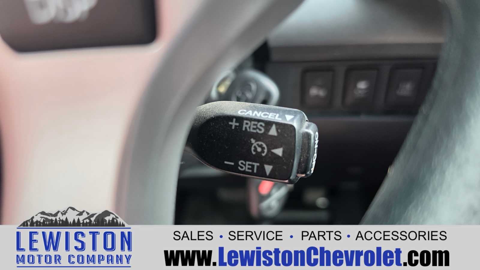 2014 Toyota Tundra SR5 5.7L V8