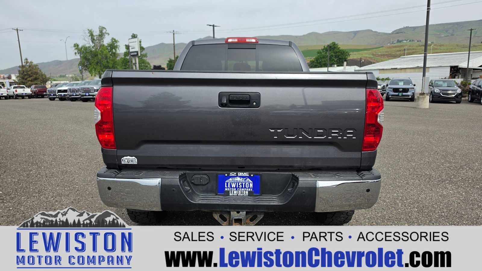 2014 Toyota Tundra SR5 5.7L V8