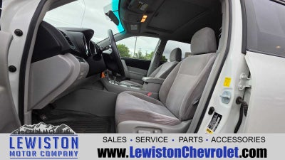 2010 Toyota Highlander Base V6